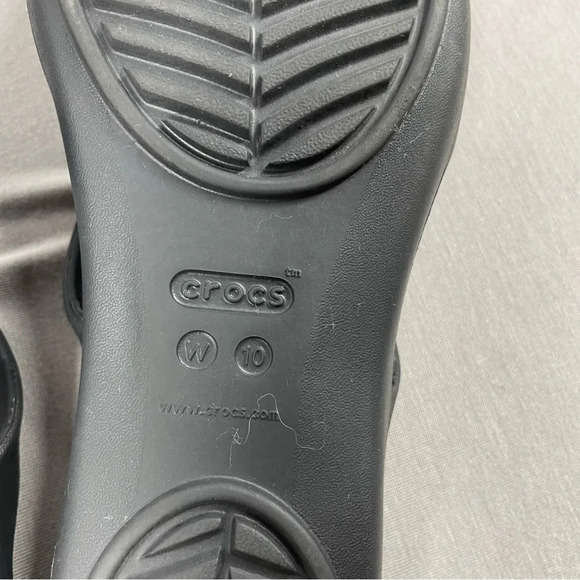 Crocs Kelli Black Slip on Sandals - Picture 4 of 6